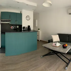 Agreable T2 Au Calme, Parking, Wifi, Balcon Six-Fours-les-Plages