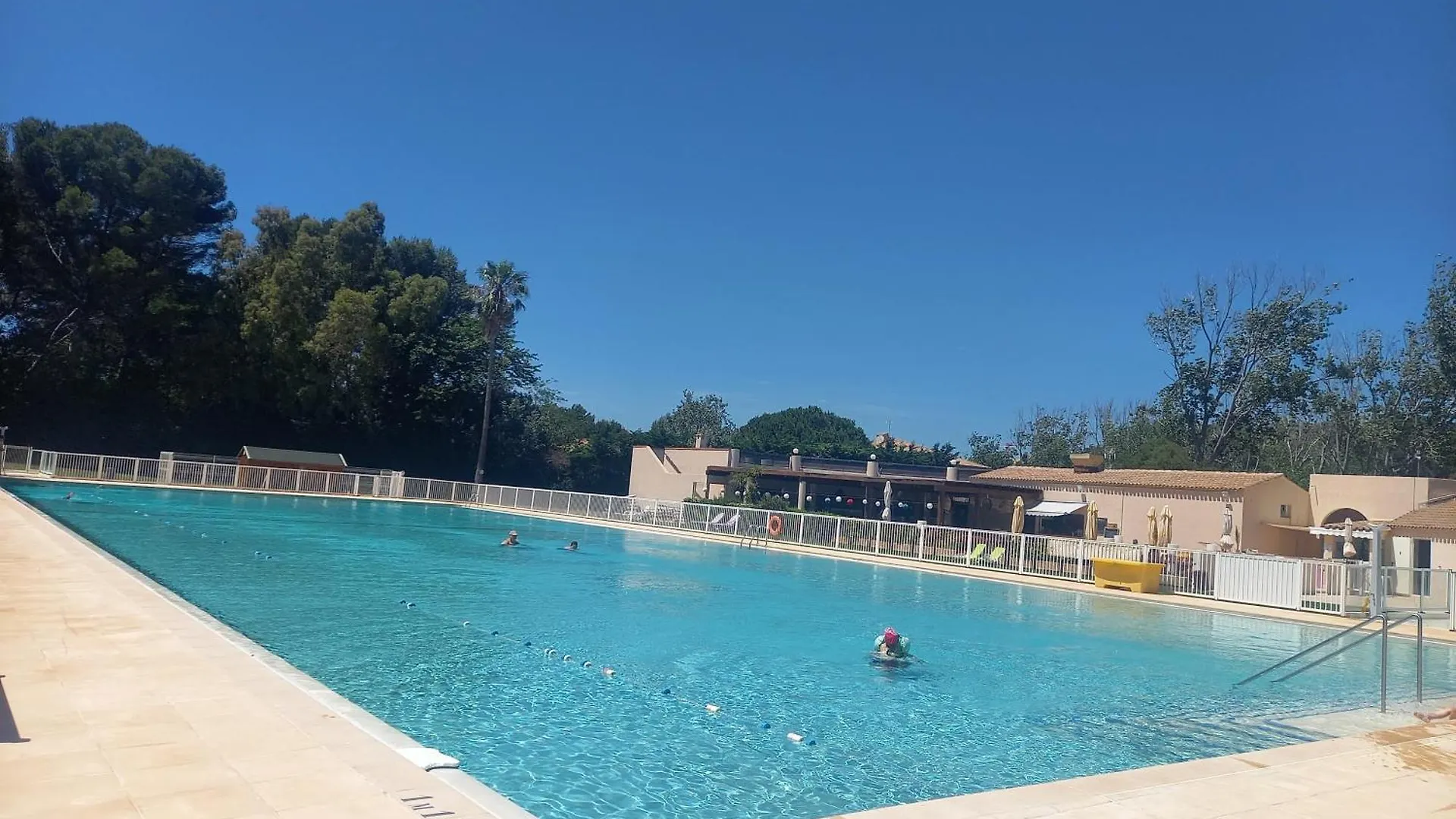 Mimi & Cosy, Vue Mer A Six-Fours-Les-Plages 0*,  France